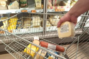 В Курске поймали вора, который обчищал павильоны по ночам