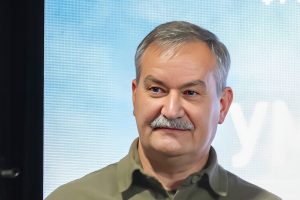 Глава Золотухинского района покинул пост