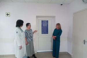 В каждую поликлинику – аптеку для льготников