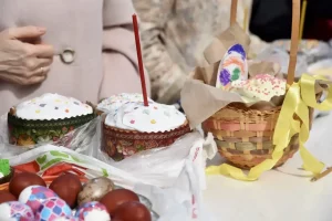 В Курской области перед Пасхой передадут около 13 тысяч куличей семьям из приграничья и добровольцам