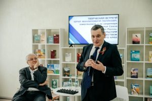 Александр Хинштейн обсудил с писателями поддержку чтения в Курской области