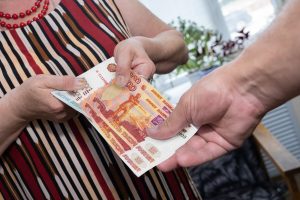 Взяла 12 тысяч – отдай почти 100