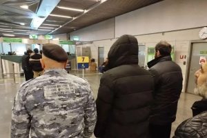 Иностранцев выдворили из страны