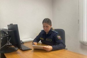 С курянки, работавшей на мошенников, взыскали 200 тысяч рублей