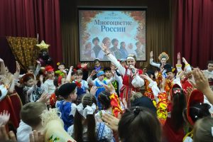 В Курской области проходит фестиваль «Многоцветие России»