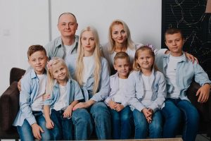 В Курской области продолжается прием заявок на конкурс «Семья года»