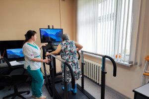 Реабилитологи Курской облбольницы с 2023 года помогли почти пяти тысячам человек