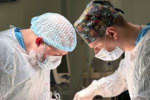 Курские онкологи провели ещё две сложные операции