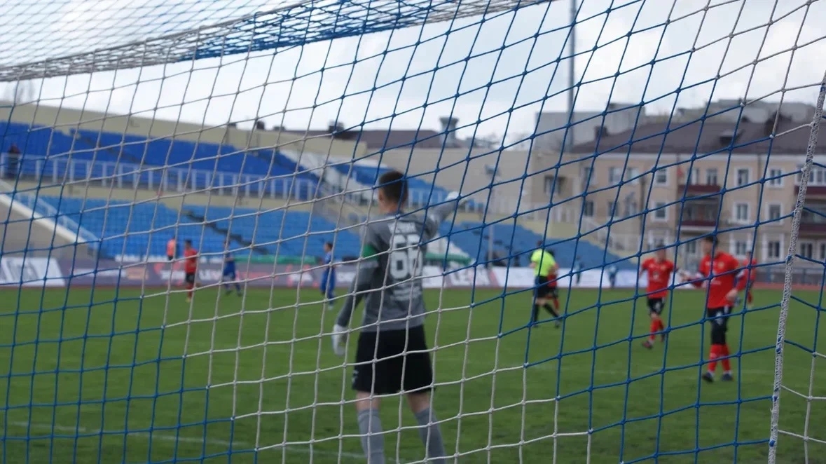 Курский «Авангард» вернулся домой и выиграл первый матч