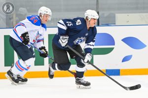 Две курские команды вышли в финал XV Всероссийского фестиваля по хоккею среди любителей