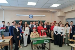 В Октябрьском районе Курской области открыли «Парту Героя»