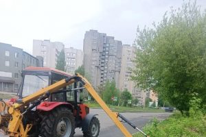 В Курске к уборке улиц привлекли 68 единиц техники