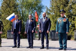 В Золотухино Курской области зажгли Вечный Огонь