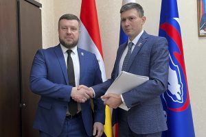 Евгений Лобов подал документы на предварительное голосование «Единой России»