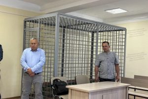 Жителя Курской области осудили за хранение пороха, автомата Калашникова и патронов
