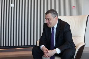 Губернатор Курской области обсудил с главой Газпрома на ПМЭФ поддержку региона