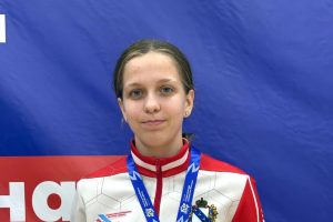 Курская рапиристка завоевала бронзу Спартакиады учащихся России