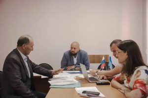 Глава Курска провел прием граждан в Сеймском округе