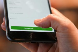 Обманчивые предложения: как мошенники спекулируют на теме работы за рубежом