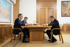 Александр Хинштейн обсудил с министром науки ремонт курских вузов