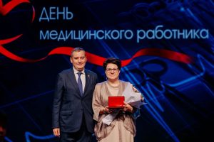 В Курске поздравили медиков с профессиональным праздником