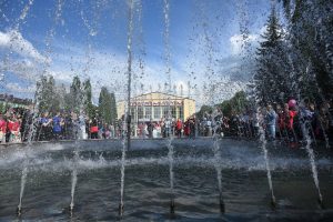 Фонтан ожил, а парк преобразился