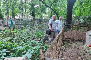 В Курске ищут возможности обустроить Херсонское кладбище