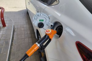 В Курской области сняли ограничения на отпуск бензина в канистры на АЗС в отселённых районах