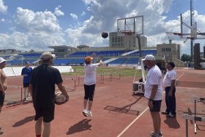 Старшее поколение задало жару