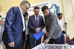 Ход конём: как Курск пишет историю… шахмат