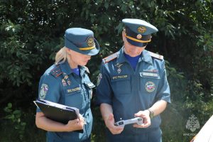 Курские спасатели следят за пожарной обстановкой с воздуха