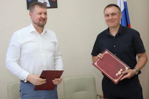 МФЦ Курской области и избирком заключили соглашение о сотрудничестве