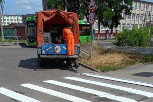 В Курске создали пешеходный переход к пристрою школы №45