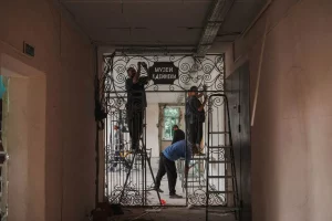 В Курске капитально ремонтируют 4 школы и  3 детских сада