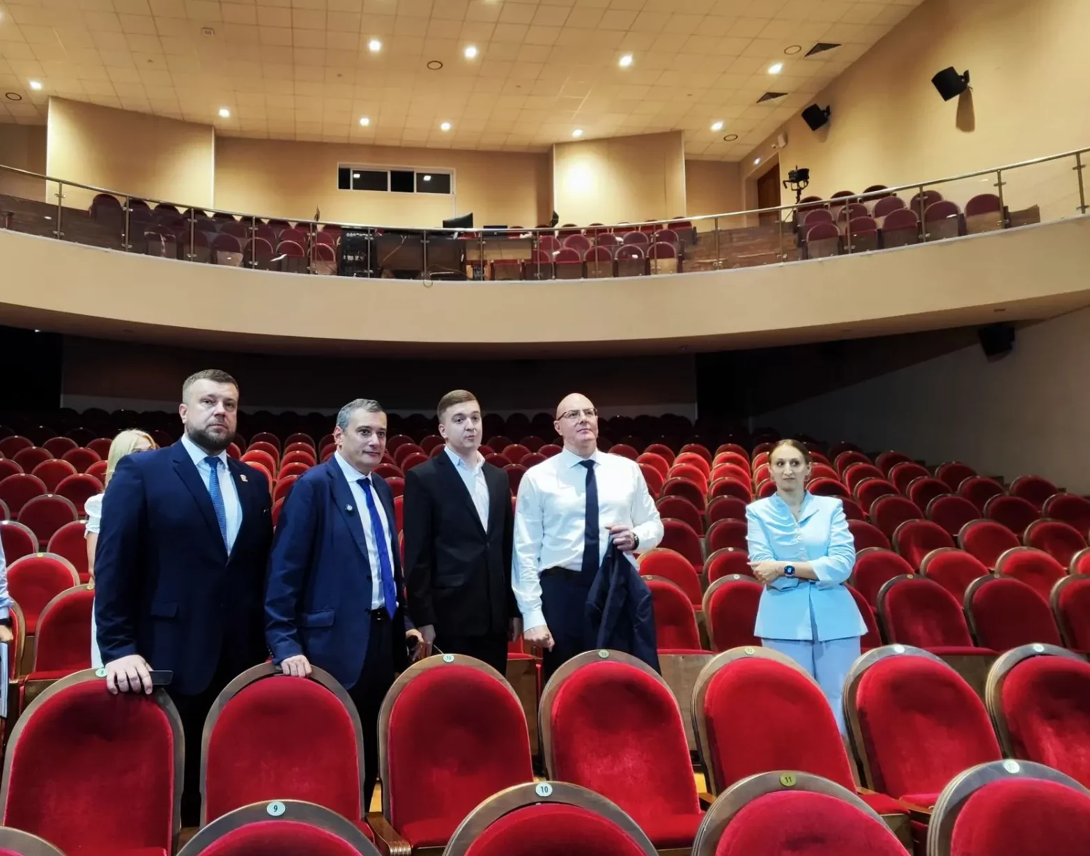 Дмитрий Чернышенко в Курске оценил проекты молодежи и предложил участие в олимпиаде