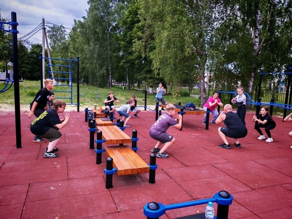 В Обояни на новой площадке ГТО стартовал проект «Народный тренер»