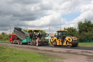 В Курской области ремонтируют дороги на семи улицах Горшечного