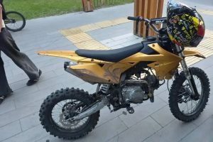 В Курске у подростка изъяли питбайк после езды по парку