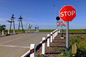 В поселке Поныри Курской области ограничат движение транспорта из-за работ на железнодорожном переезде