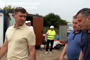 Александр Хинштейн осмотрел строящийся мясокомбинат суджанского предпринимателя