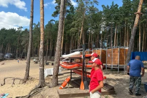 В Курске спасатели помогли запаниковавшему в воде ребенку