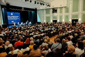 Александр Хинштейн 29 августа встретится с жителями Кореневского, Беловского и Большесолдатского районов