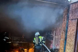 В Курской области сгорели два гаража за сутки