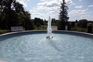 В музее-усадьбе Фета в Курской области восстановили исторический фонтан