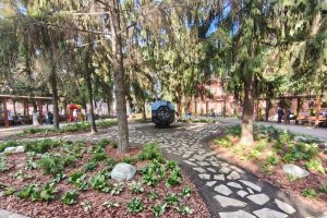 В Курске открыли два сквера