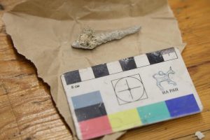 В центре Курска археологи обнаружили захоронение XVII века и наконечник стрелы XI века