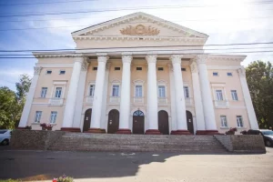«Семья» помогает культуре