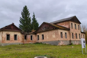Губернатор Курской области посетил бывшую усадьбу Великого князя Михаила