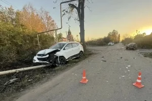 Два человека пострадали при аварии в Курске