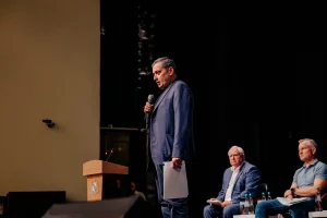 Правительство продлило детские пособия для семей из курского приграничья
